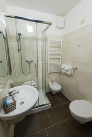 Hotel Iris