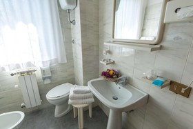 Hotel Iris