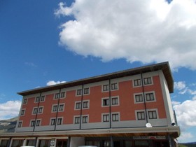 Hotel Holidays
