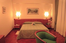 Hotel Lo Scudo