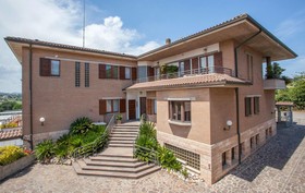 Fiori Del Conero