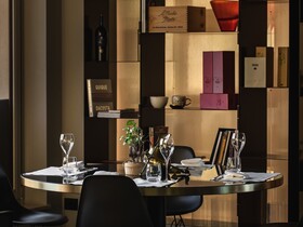 Seeport Hotel
