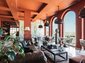 Seeport Hotel