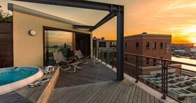 Seeport Hotel