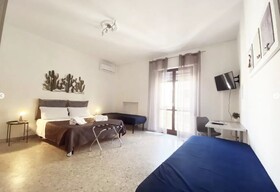 Bari Rooms Central Station