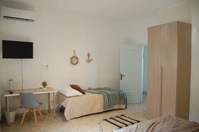 Bari Rooms Central Station