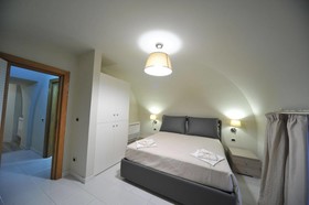 Gatto Bianco House
