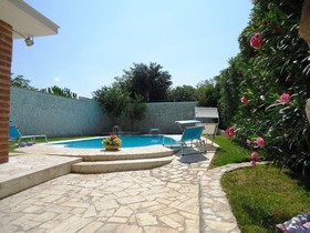 Bed and Breakfast Villa Dafne