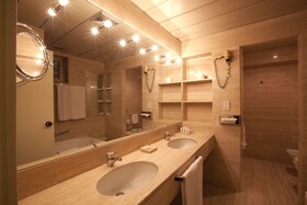 Mövenpick Bari Hotel