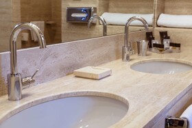 Mövenpick Bari Hotel