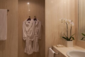 Mövenpick Bari Hotel