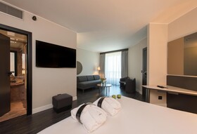 The Nicolaus Hotel Bari