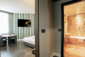 The Nicolaus Hotel Bari