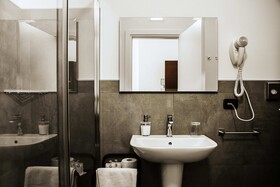 Travel B&B