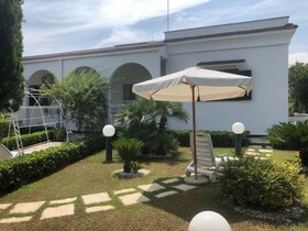 Villa Nicolaus Bed & Breakfast