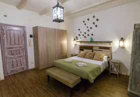 Domatia Bed and Breakfast