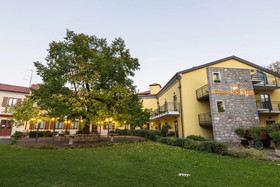 Dependance Center Hotel