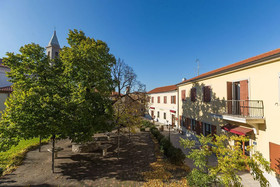 Dependance Center Hotel