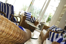 Charles Residence & Hotel