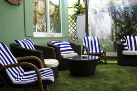 Charles Residence & Hotel