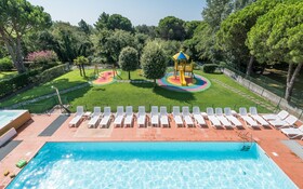 Bosco Canoro East Eco Resort