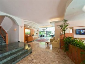 Hotel Italy