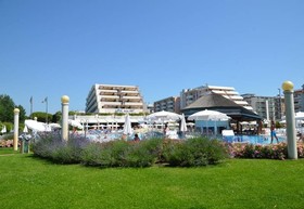 Savoy Beach Hotel & Thermal Spa