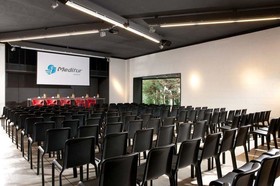 Nicolaus Club Meditur Village