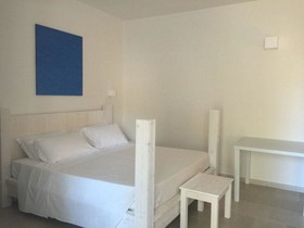 Nicolaus Club Meditur Village