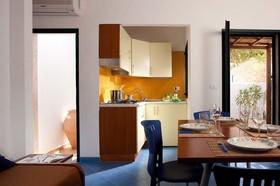 Nicolaus Club Meditur Village