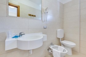 Hotel Ambassador