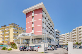 Hotel Ambassador