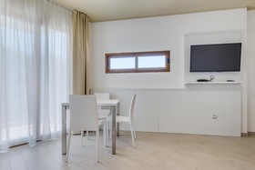 Hotel Ambassador