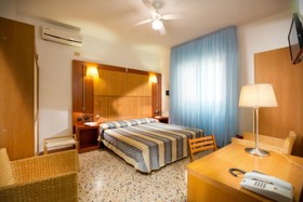Hotel Etna
