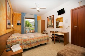Hotel Etna