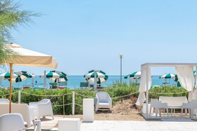 Villaggio Ai Pini Lido Altanea
