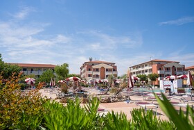 Villaggio Ai Pini Lido Altanea