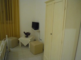 Reverse Hotel