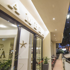 Hotel Ambra Cattolica