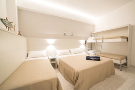 Hotel Ambra Cattolica