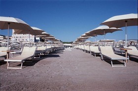 Aplo Hotel