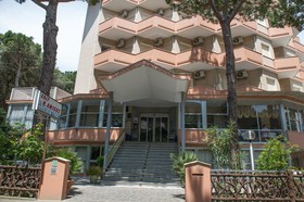 Hotel Amigos