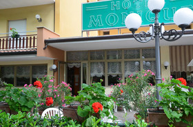 Hotel Monique