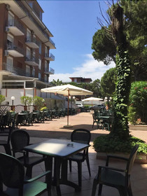 Hotel Zeus