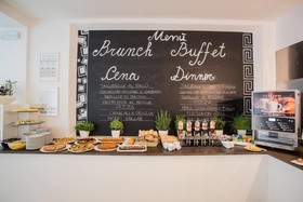 Color Mokambo Shore Design Hotel