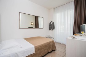 Color Mokambo Shore Design Hotel