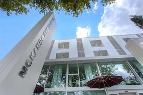 Color Mokambo Shore Design Hotel