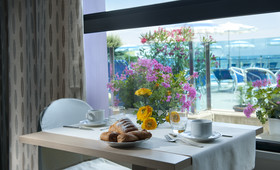 Hotel Lungomare Cesenatico