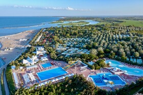 Isamar Holiday Village