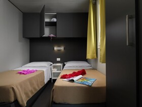 Isamar Holiday Village